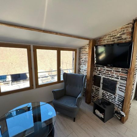 Bellevue Appartement Sous Les Toits Hypercentre Climatise โดล ภายนอก รูปภาพ
