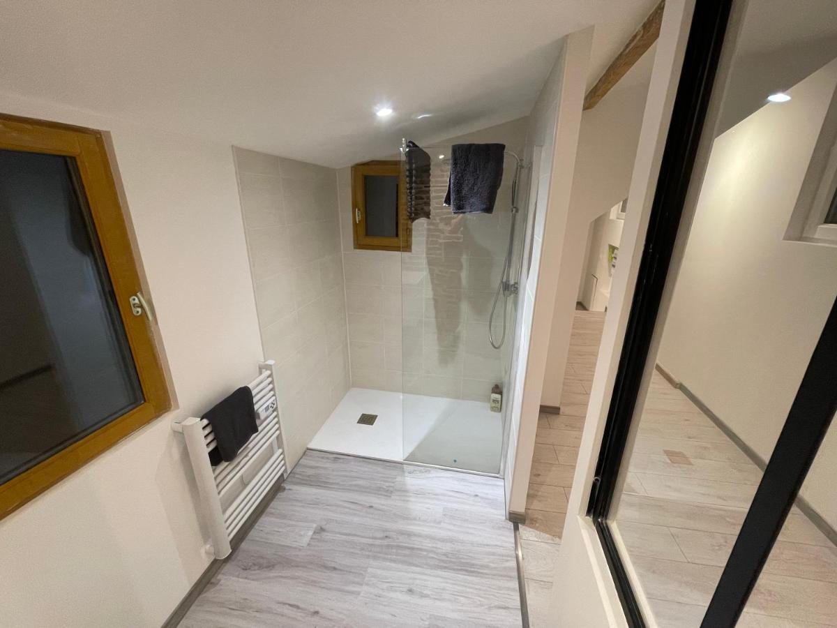 Bellevue Appartement Sous Les Toits Hypercentre Climatise โดล ภายนอก รูปภาพ